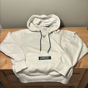 Nike Cream Milwaukee Bucks Hoodie with Zip Pocket